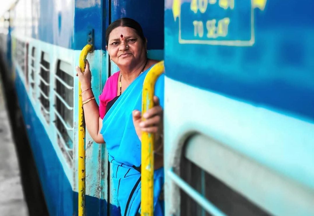 TTE  भी नहीं रोक पाएंगे महिलाओं को बिना टिकट ट्रैन में सफर करने से, रेलवे देता है महिलाओं को ये खास सुविधाएं